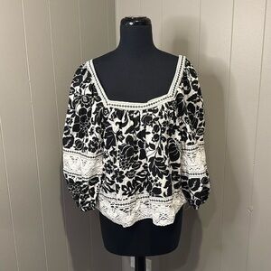 Rachel Zoe Women’s Extra Large Box Neck Wide Sleeve Lace Floral Blouse Top